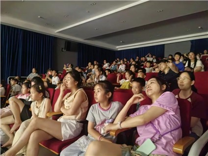 长沙市青少年宫新就业群体亲子观影交流会圆满举行